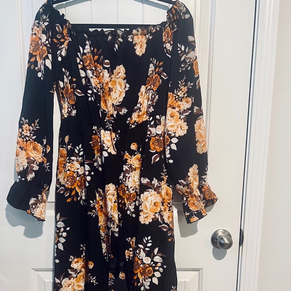 SHEIN Pants - Womens Black Floral Maxi Romper